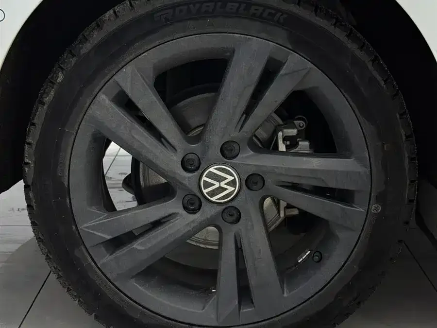 Volkswagen golf Golf 2023 280TSI DSG R-Line Lite 2023 — миниатюра 4