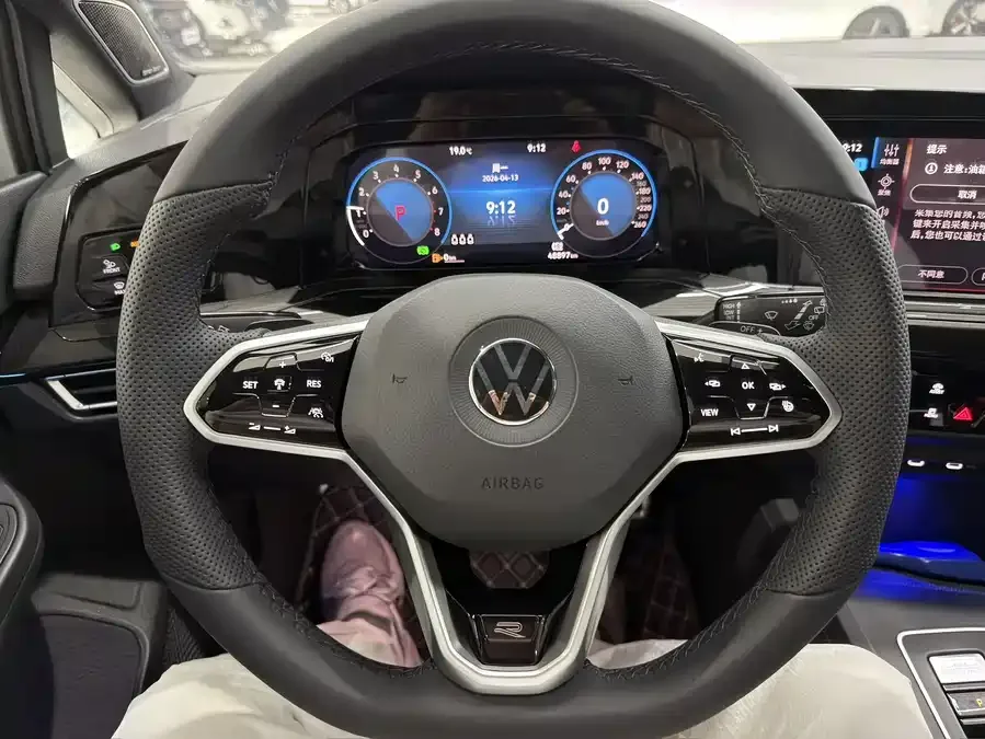 Volkswagen golf Golf 2021 280TSI DSG R-Line 2022 — миниатюра 4