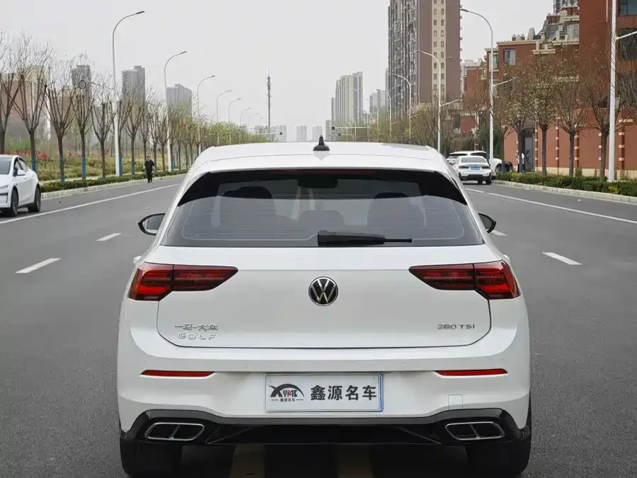 Volkswagen golf Golf 2021 280TSI DSG R-Line 2022 — миниатюра 2