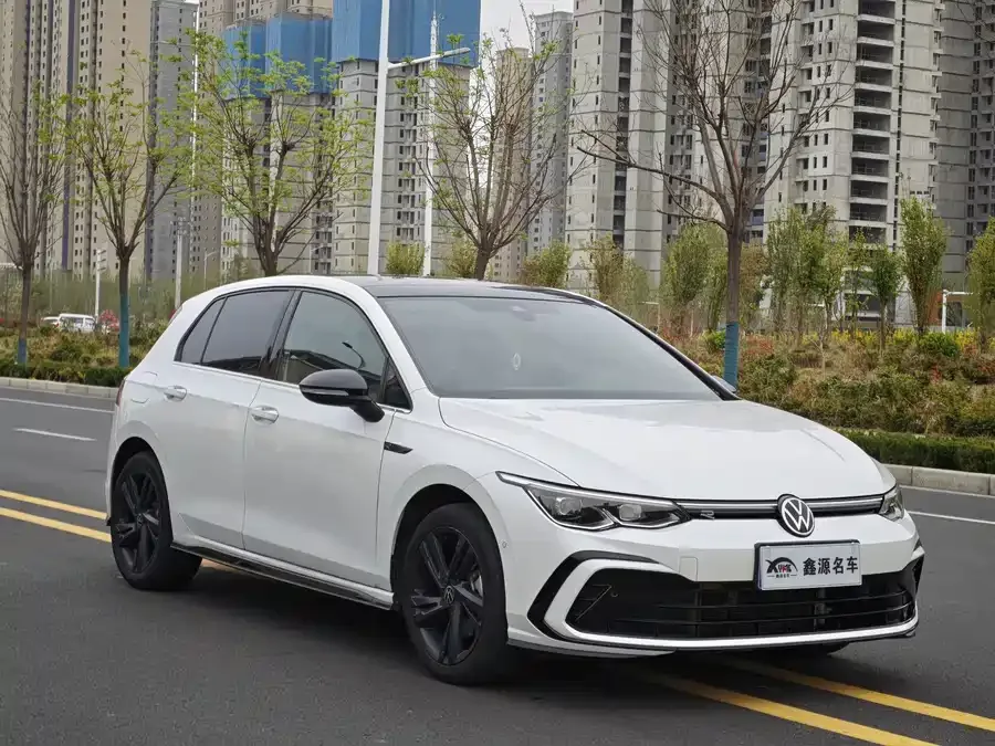 Volkswagen golf Golf 2021 280TSI DSG R-Line 2022 — миниатюра 3