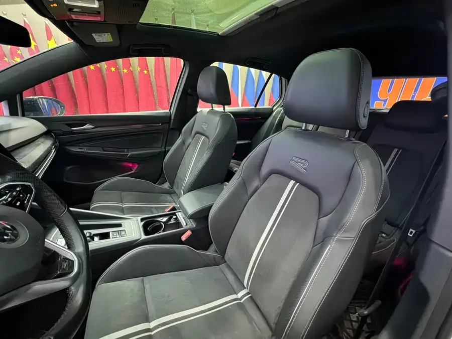 Volkswagen golf Golf 2021 280TSI DSG R-Line 2022 — миниатюра 4