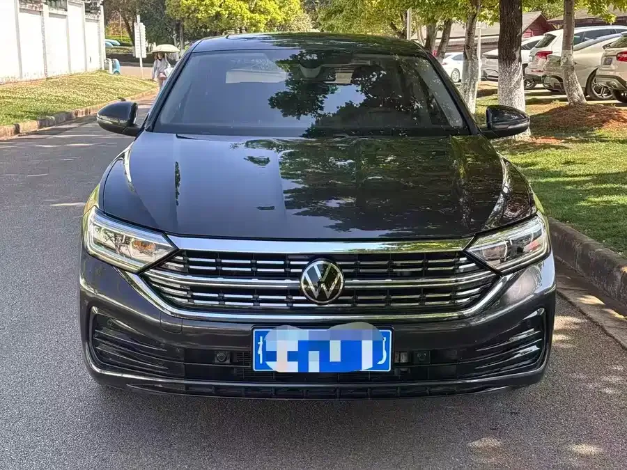 Volkswagen Sagitar 2025 Sagitar 300TSI DSG Beyond Edition 2025 — фото 1, купить с доставкой в Москву