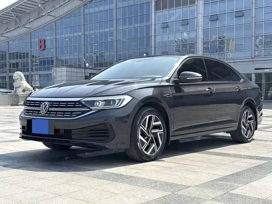 Volkswagen Sagitar 2023 Sagitar 280TSI DSG Beyond Plus Edition 2022 — фото 1, купить с доставкой в Москву