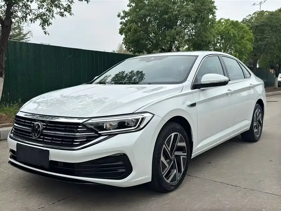 Volkswagen Sagitar 2023