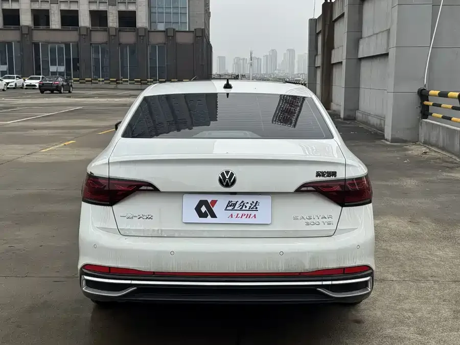 Volkswagen Sagitar 2024 Sagitar 300TSI DSG Beyond Edition 2025 — миниатюра 5
