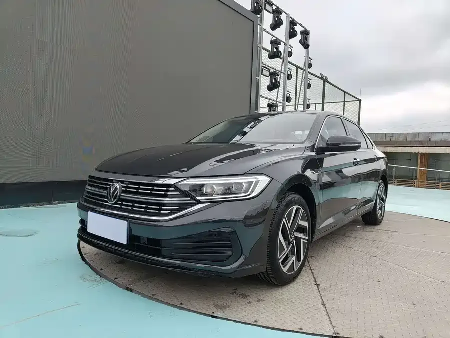 Volkswagen Sagitar 2023 Sagitar 200TSI DSG Beyond Edition 2023 — фото 1, купить с доставкой в Москву