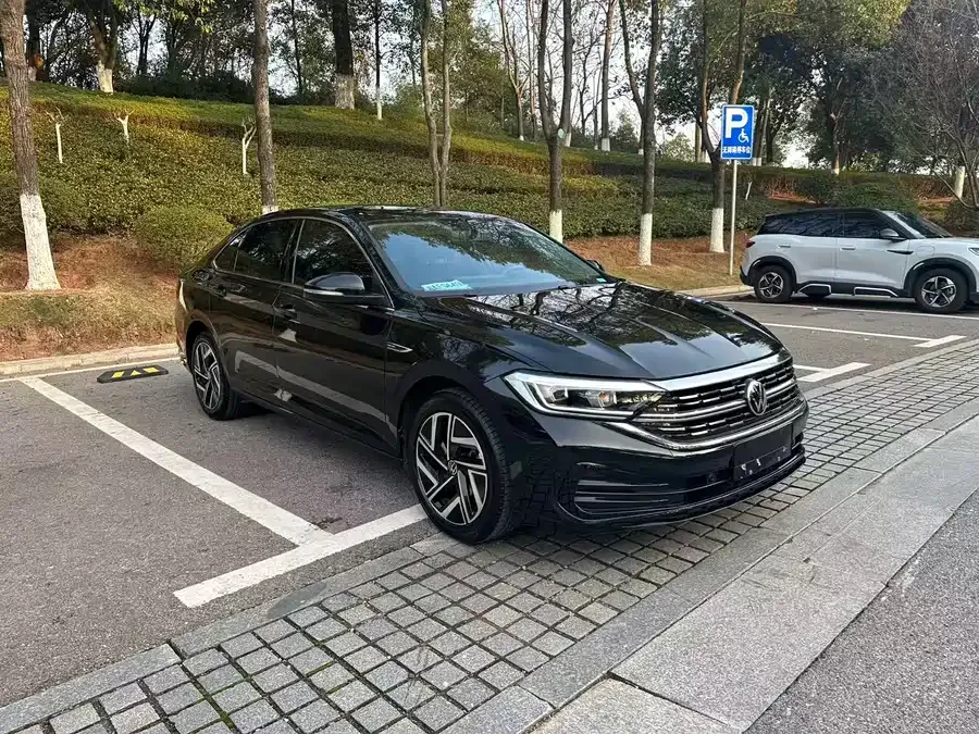 Volkswagen Sagitar 2023 Sagitar 280TSI DSG Beyond Lite Edition 2023 — фото 1, купить с доставкой в Москву