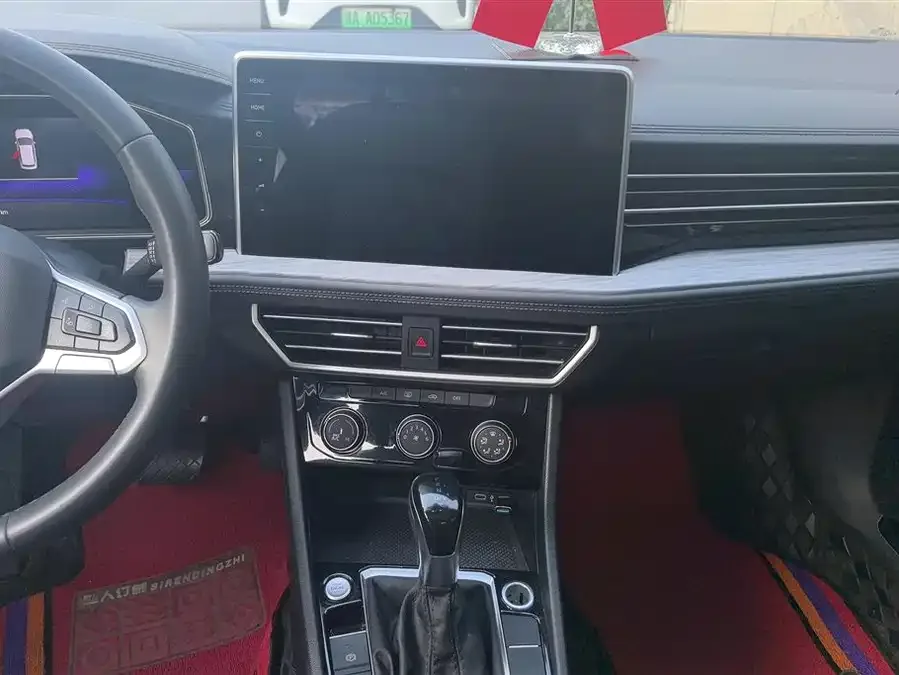 Volkswagen Sagitar 2023 Sagitar 300TSI DSG Beyond Edition 2022 — миниатюра 4