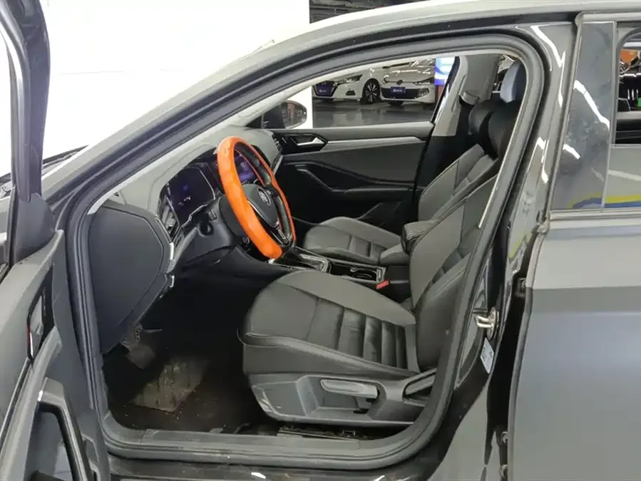 Volkswagen Sagitar 2022 Sagitar 280TSI DSG Flying Edition 2022 — миниатюра 3