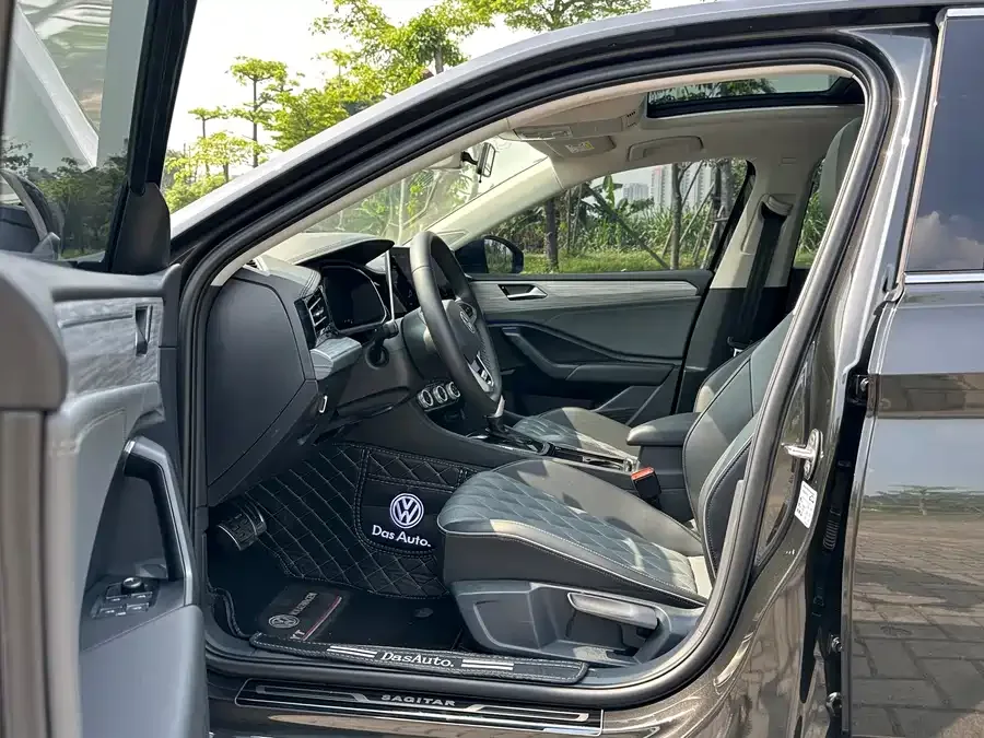 Volkswagen Sagitar 2023 Sagitar 300TSI DSG Beyond Edition 2023 — миниатюра 2