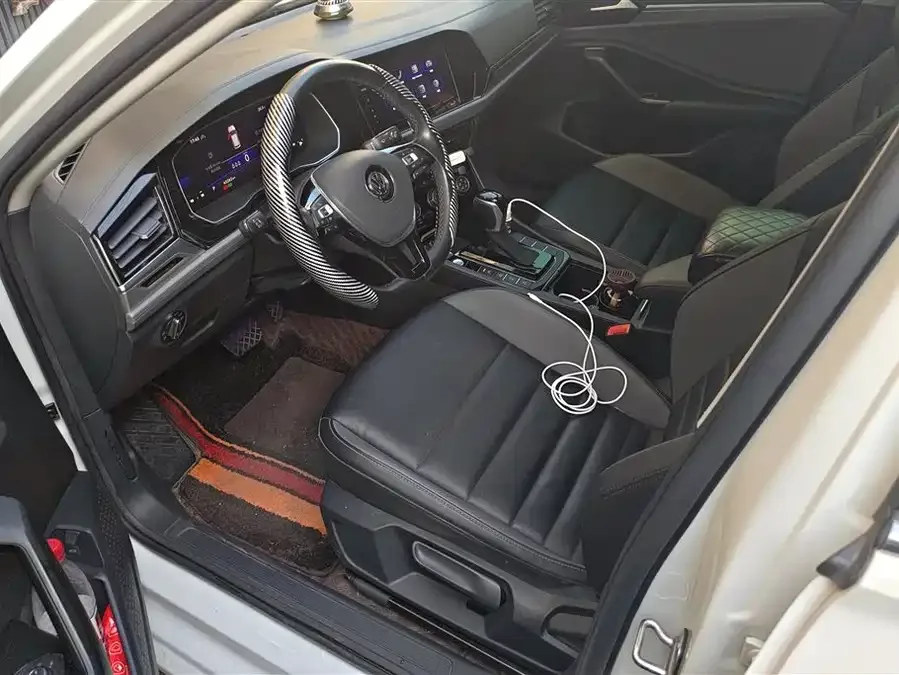 Volkswagen Sagitar 2021 Sagitar 280TSI DSG 30th Anniversary Edition 2022 — миниатюра 3
