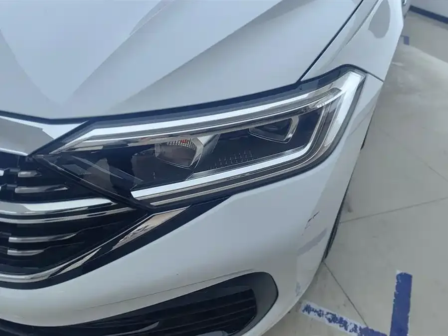 Volkswagen Sagitar 2023 Sagitar 300TSI DSG Beyond Edition 2023 — миниатюра 2