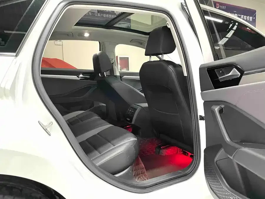 Volkswagen Sagitar 2022 Sagitar 280TSI DSG Beyond Edition 2022 — миниатюра 5