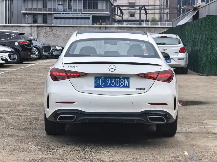 Mercedes-Benz Class C Mercedes-Benz C-Class 2025 C 260 L Night Sports Edition 2024 — миниатюра 4