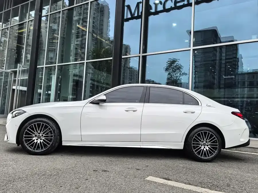 Mercedes-Benz Class C Mercedes-Benz C-Class 2023 C 260 L Sports Edition 2023 — миниатюра 2