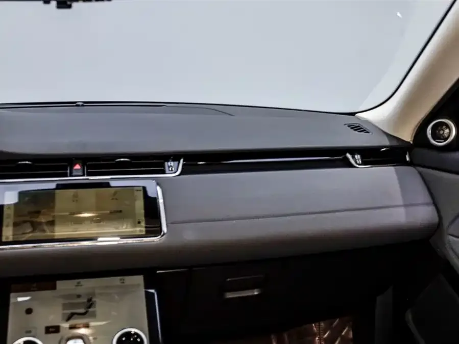 Land Rover Range Rover Aurora Range Rover Aurora 2023 Aurora L 249PS Corinthian Bronze Special Edition 2023 — миниатюра 5