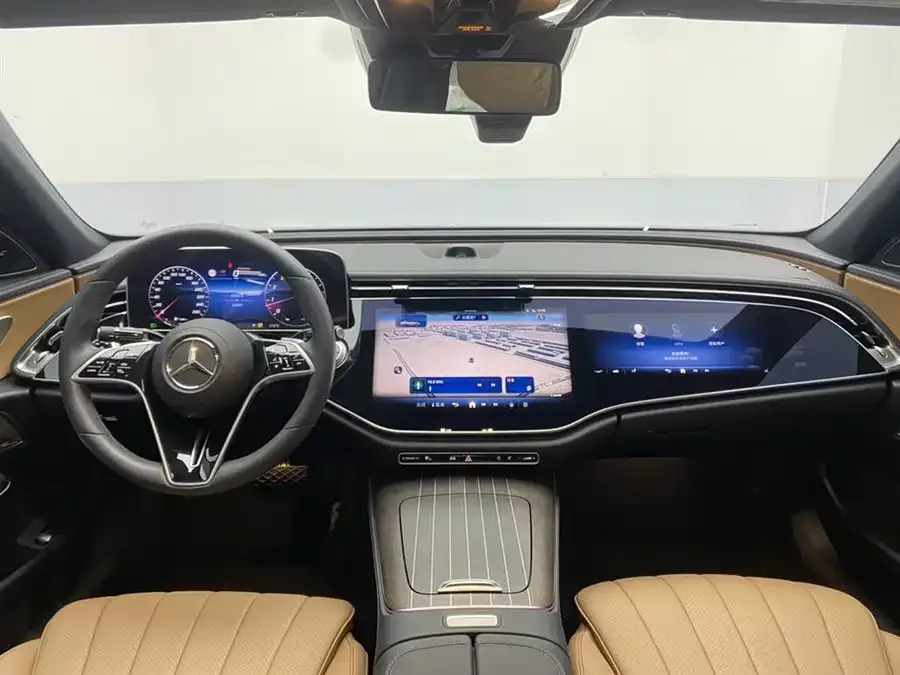 Mercedes-Benz E-Class Mercedes-Benz E-Class 2024 facelift E 300 L Luxury Edition 2024 — миниатюра 4