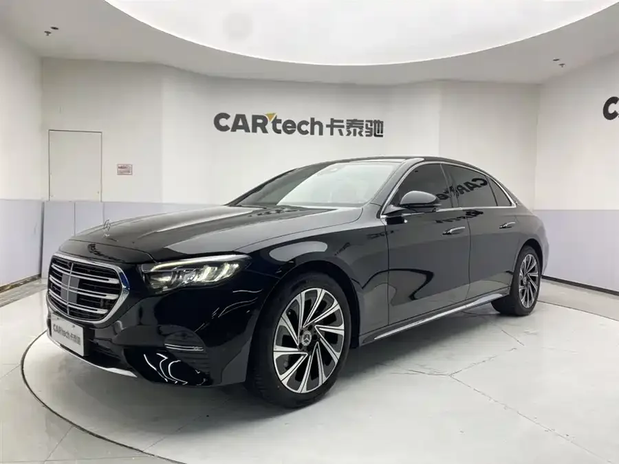 Mercedes-Benz E-Class 2024