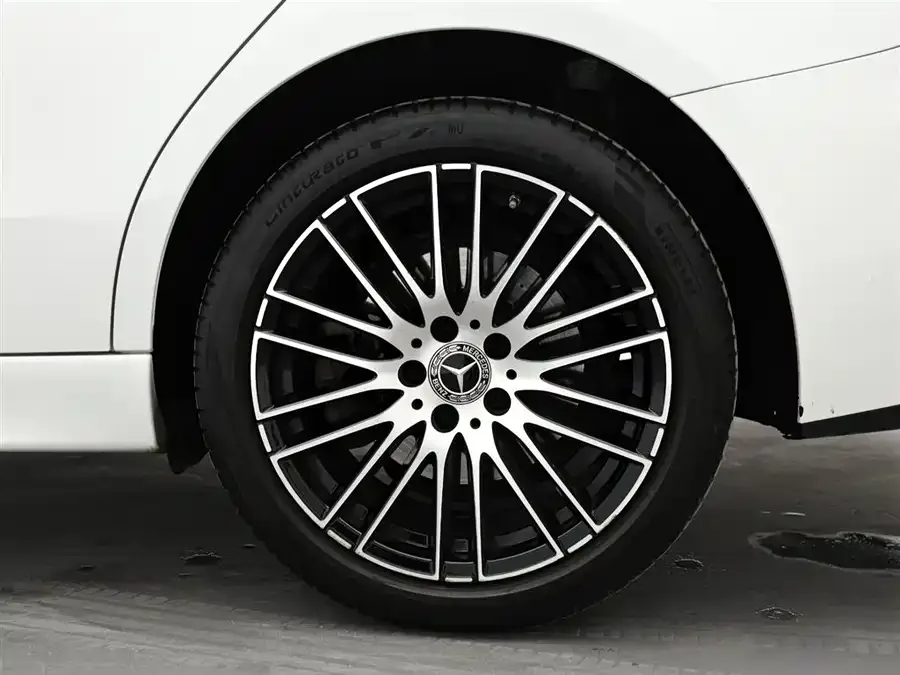 Mercedes-Benz Class C Mercedes-Benz C-Class 2023 C 260 L Sport Edition 2023 — миниатюра 3