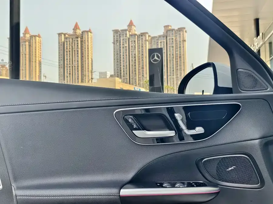 Mercedes-Benz Class C Mercedes-Benz C-Class 2023 C 260 L Sports Edition 2023 — миниатюра 4