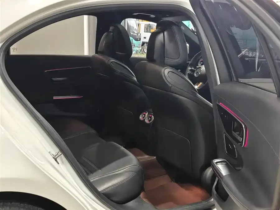Mercedes-Benz Class C Mercedes-Benz C-Class 2022 C 260 L Sports Edition 2022 — миниатюра 3