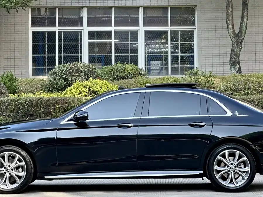 Mercedes-Benz E-Class Mercedes-Benz E-Class 2022 E 300 L Luxury Edition 2022 — миниатюра 4