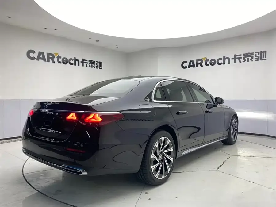 Mercedes-Benz E-Class Mercedes-Benz E-Class 2024 facelift E 300 L Luxury Edition 2024 — миниатюра 2