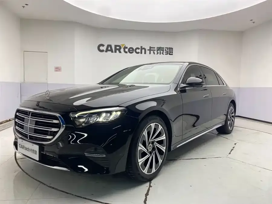 Mercedes-Benz E-Class 2024