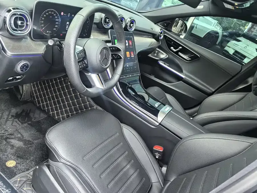 Mercedes-Benz Class C 2026 Mercedes-Benz C-Class C 260 L Sport Edition 2026 — миниатюра 4