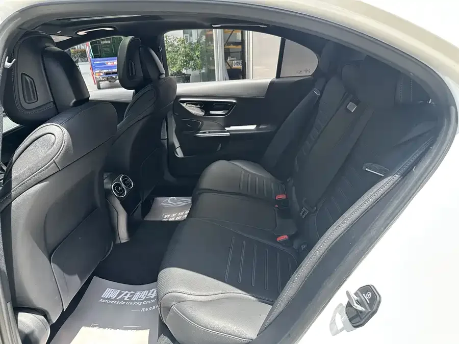 Mercedes-Benz Class C Mercedes-Benz C-Class 2023 C 200 L Sport Edition 2023 — миниатюра 4