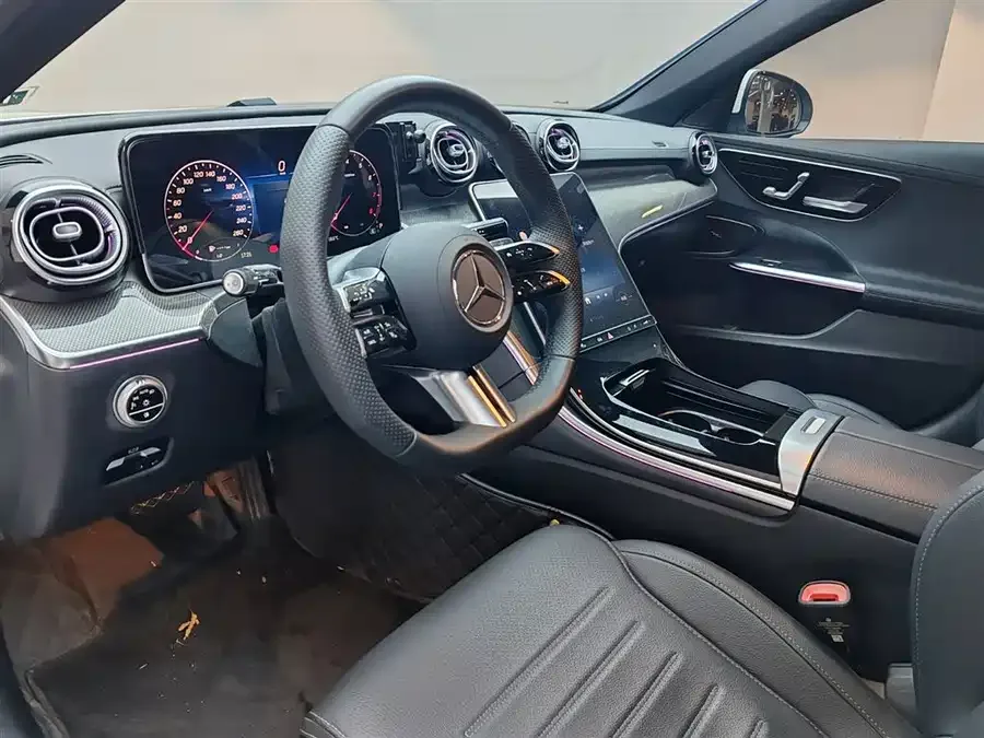 Mercedes-Benz Class C Mercedes-Benz C-Class 2025 C 260 L Sports Edition 2025 — миниатюра 5
