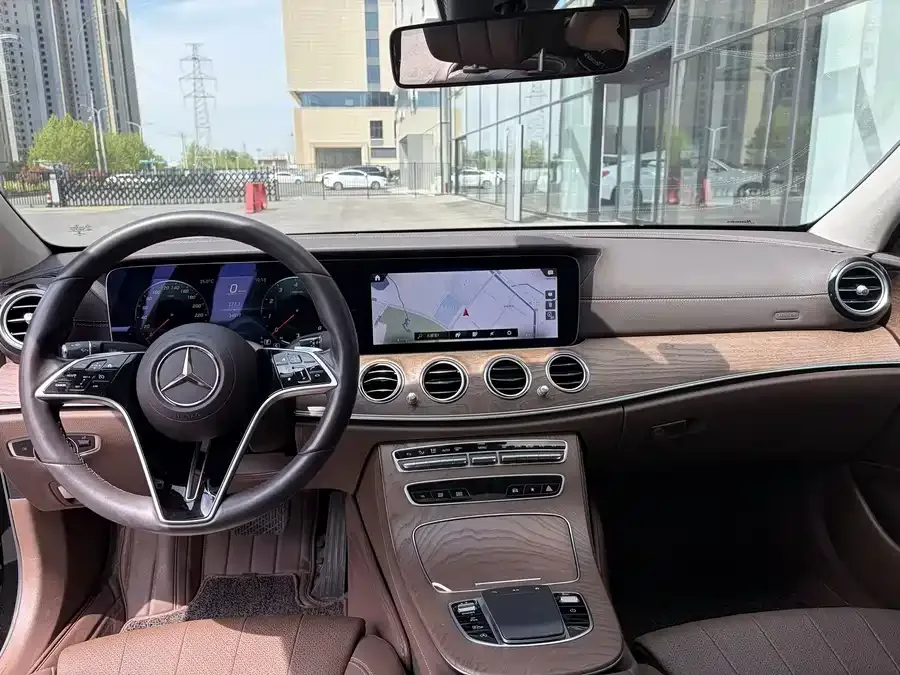 Mercedes-Benz E-Class Mercedes-Benz E-Class 2022 E 300 L Fashion Edition 2022 — миниатюра 4