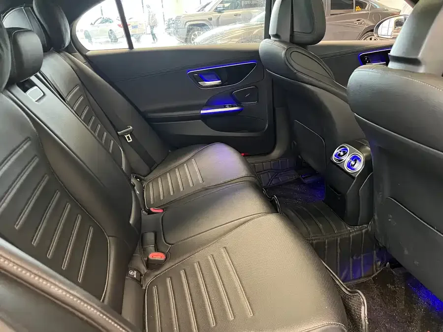 Mercedes-Benz Class C Mercedes-Benz C-Class 2022 C 260 L Sports Edition 2022 — миниатюра 3