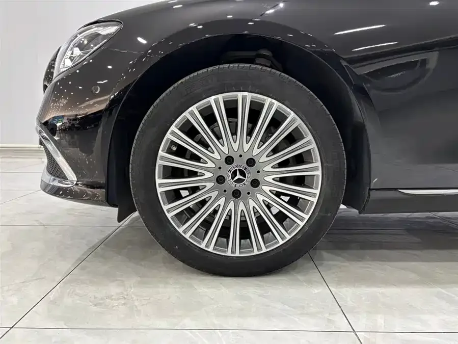 Mercedes-Benz E-Class Mercedes-Benz E-Class 2022 E 300 L Fashion Edition 2022 — миниатюра 5