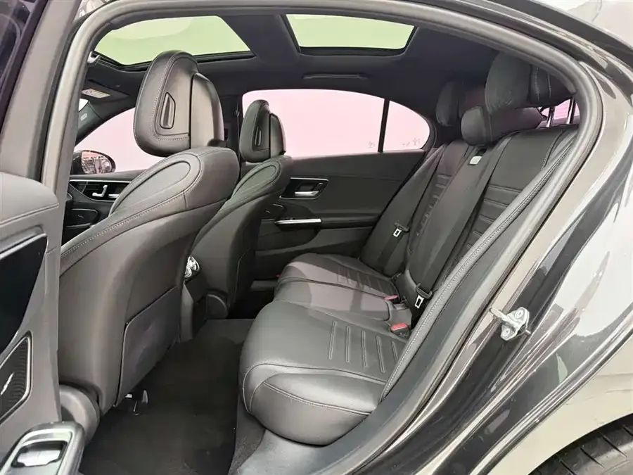 Mercedes-Benz Class C Mercedes-Benz C-Class 2023 C 260 L Sports Edition 2022 — миниатюра 5