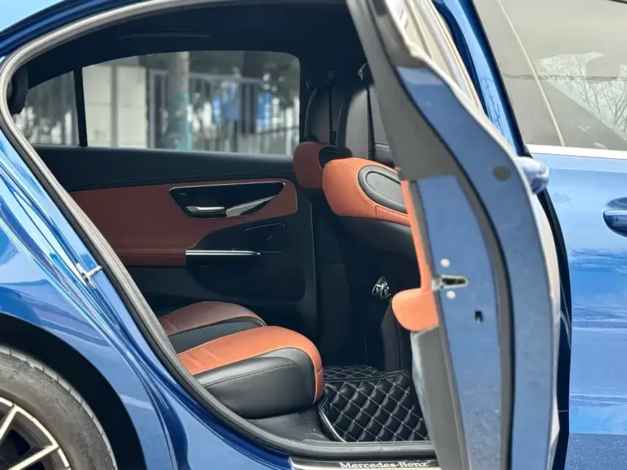 Mercedes-Benz Class C Mercedes-Benz C-Class 2022 C 260 L Sports Edition 2022 — миниатюра 4