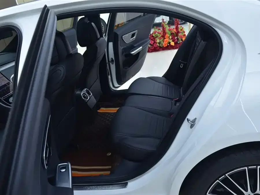 Mercedes-Benz Class C Mercedes-Benz C-Class 2023 C 200 L Sports Edition 2023 — миниатюра 2