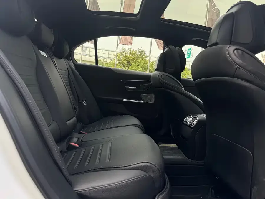 Mercedes-Benz Class C Mercedes-Benz C-Class 2023 Model II C 260 L Sports Edition 2023 — миниатюра 4