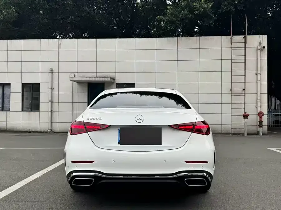 Mercedes-Benz Class C Mercedes-Benz C-Class 2024 C 260 L Sports Edition 2024 — миниатюра 3