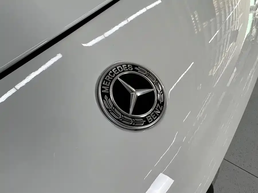 Mercedes-Benz Class C Mercedes-Benz C-Class 2024 C 260 L Sports Edition 2024 — миниатюра 3