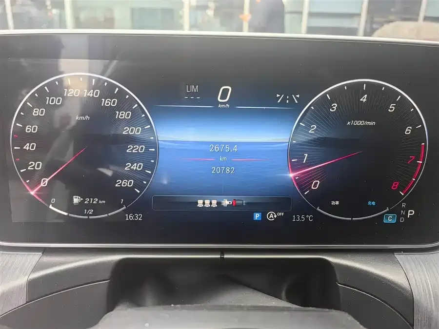 Mercedes-Benz Class C Mercedes-Benz C-Class 2023 C 260 L Sports Edition 2023 — миниатюра 3