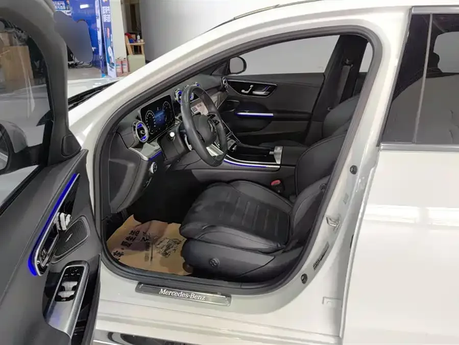 Mercedes-Benz Class C Mercedes-Benz C-Class 2024 facelift C 260 L sports version 2024 — миниатюра 3
