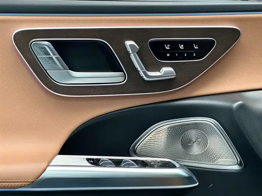 Mercedes-Benz E-Class Mercedes-Benz E-Class 2025 E 300 L Luxury Edition 2025 — миниатюра 5