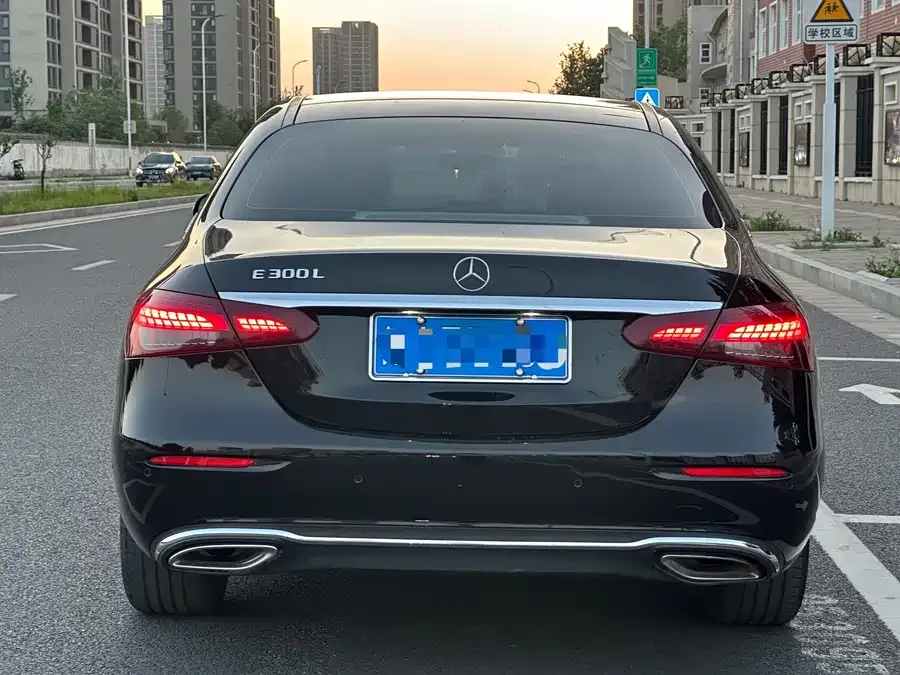 Mercedes-Benz E-Class Mercedes-Benz E-Class 2023 E 260 L Sports 2023 — миниатюра 5