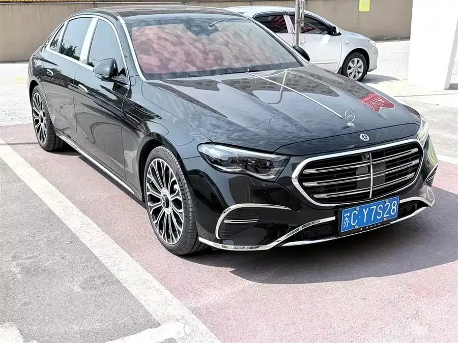 Mercedes-Benz E-Class Mercedes-Benz E-Class 2025 facelift E 300 L Luxury Edition 2025 — миниатюра 3
