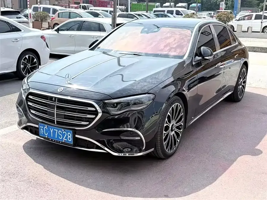 Mercedes-Benz E-Class 2025