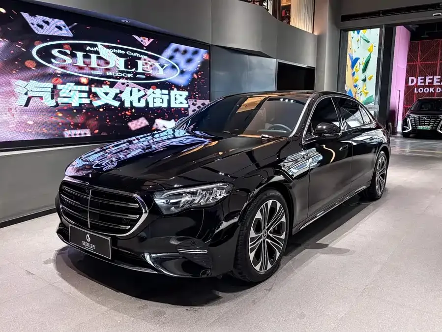 Mercedes-Benz E-Class 2025