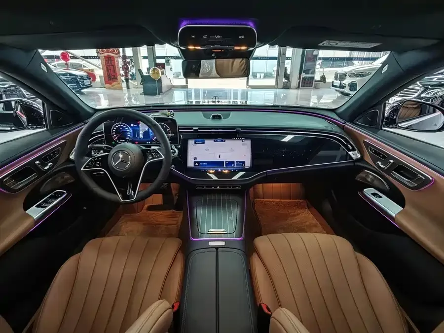 Mercedes-Benz E-Class Mercedes-Benz E-Class 2025 facelift E 300 L Luxury Edition 2025 — миниатюра 5