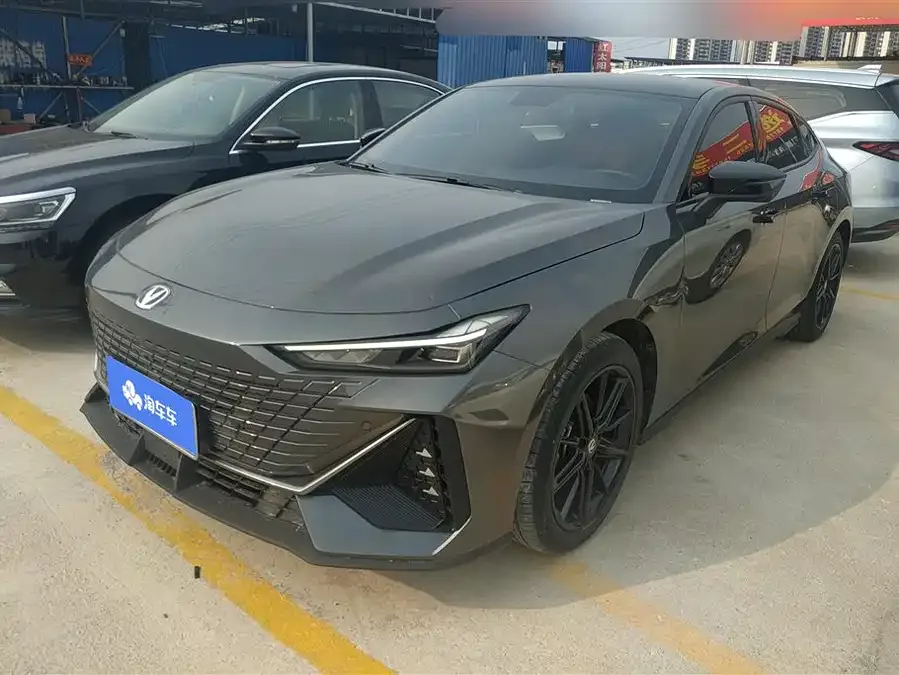 Changan UNI-V 2022