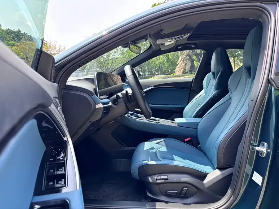 MG 7 MG7 2025 2.0T Trophy+ Super Sports Edition 2025 — миниатюра 4